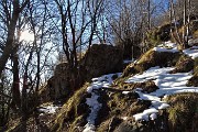 64 Ed ora in decisa salita sui fianchi meridionali dello Zuccone d'Arco